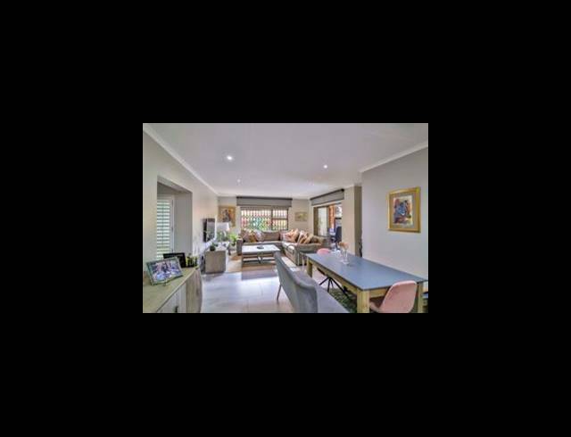 3 BEDROOM TOWNHOUSE FOR SALE IN NEW REDRUTH